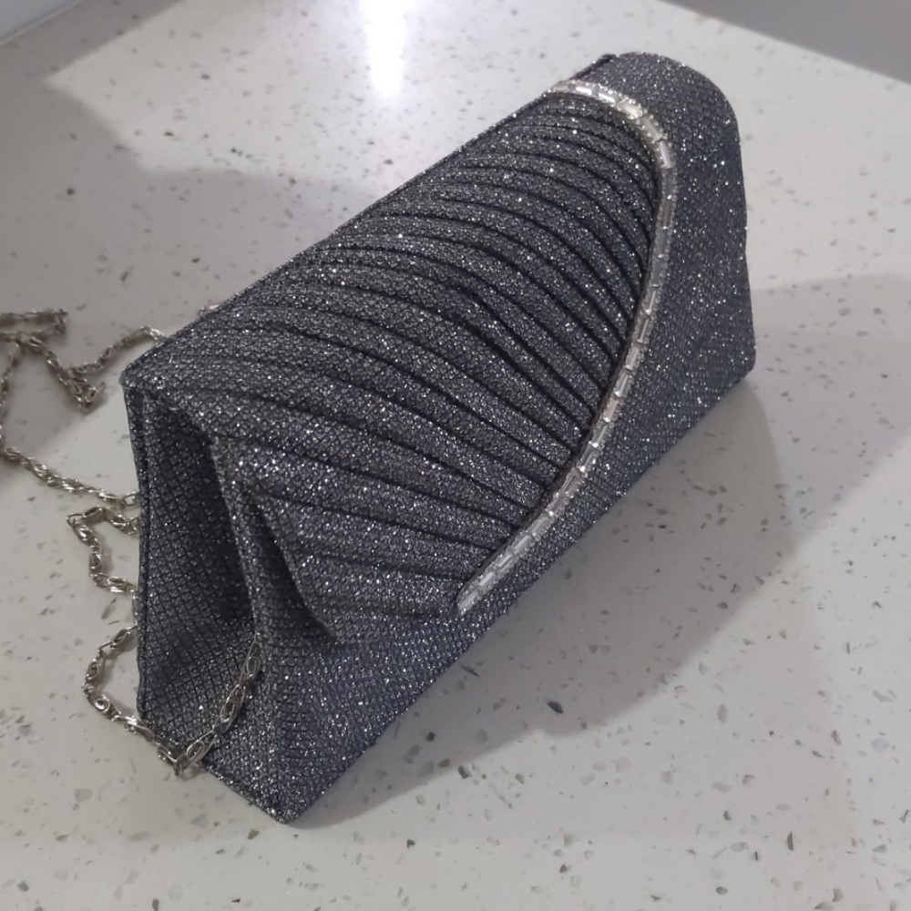 Sparkle Purse - Picture 2 of 3
